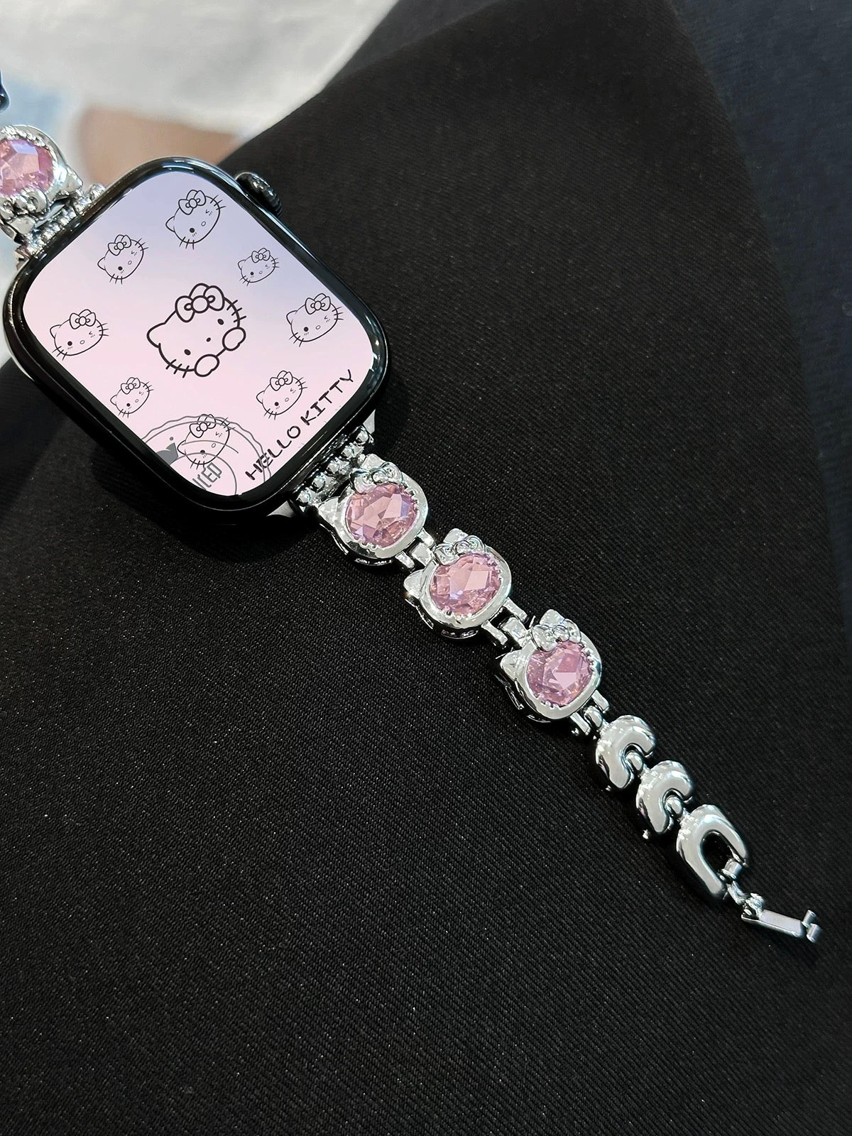 Hellokitty Shape Rhinestone Apple Watch Band Jewelry Metal Strap Bands  for iWatch Series wb#0003